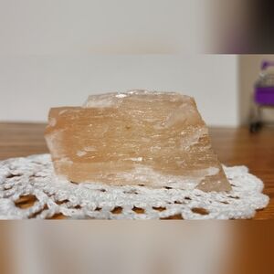 Raw Peach Selenite